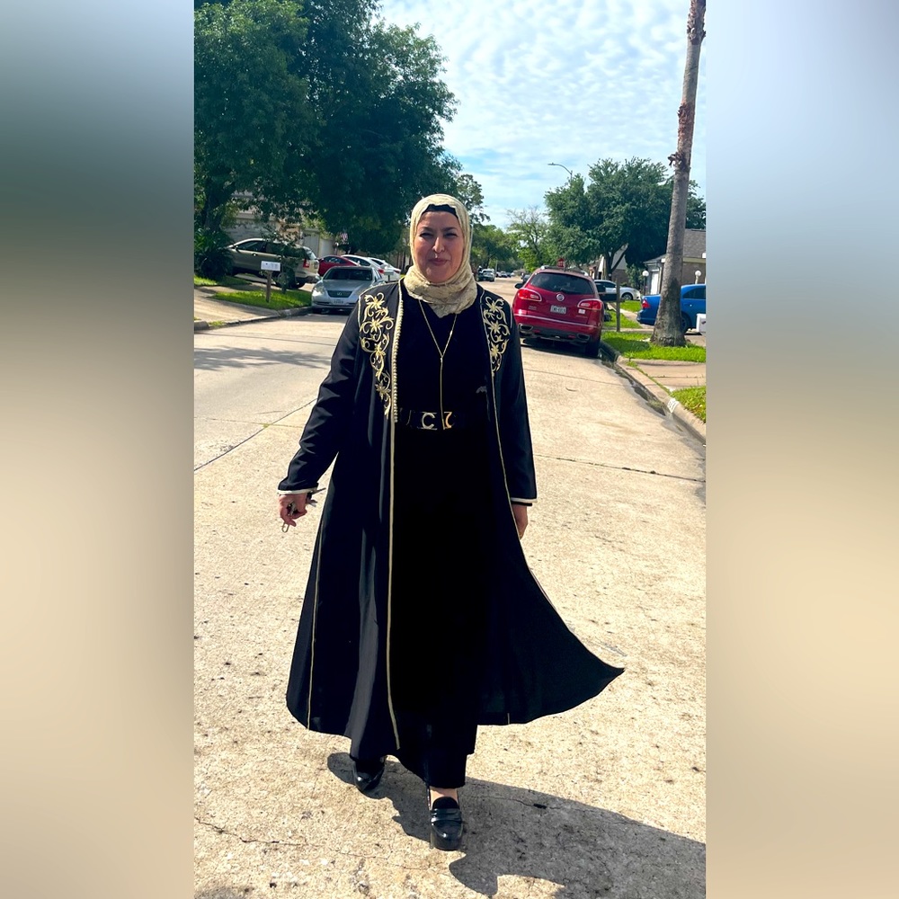 Meet your Posher, Hayat